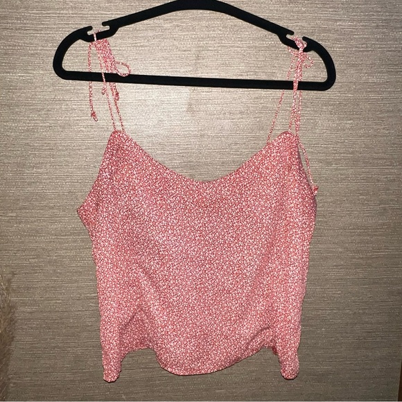 Abercrombie & Fitch Tops - Abercrombie & Fitch Red Pattern Tie-Strap V-Neck Cami
Size large